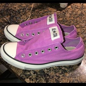 Purple Converse 💜🖤🤍